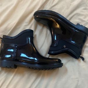Easy spirit short rain boot black size 9